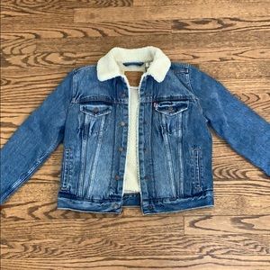 Levi’s Women’s Sherpa Trucker Jacket